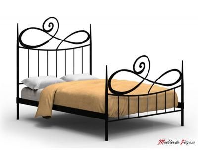 Cama con Piecera Elena